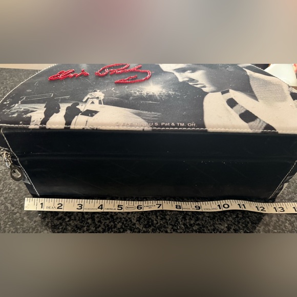 ELVIS Makeup case - Picture 6 of 9